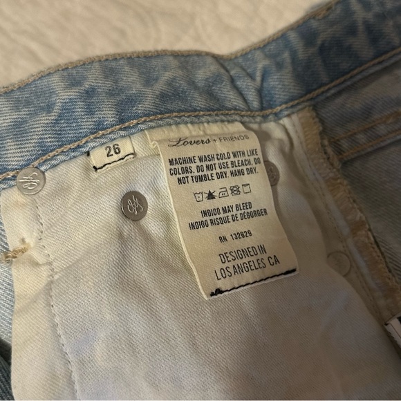 Revolve lovers and friends shorts - Picture 4 of 4